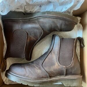 Dr. Martens Men's Dark Brown Leather Chelsea Boots